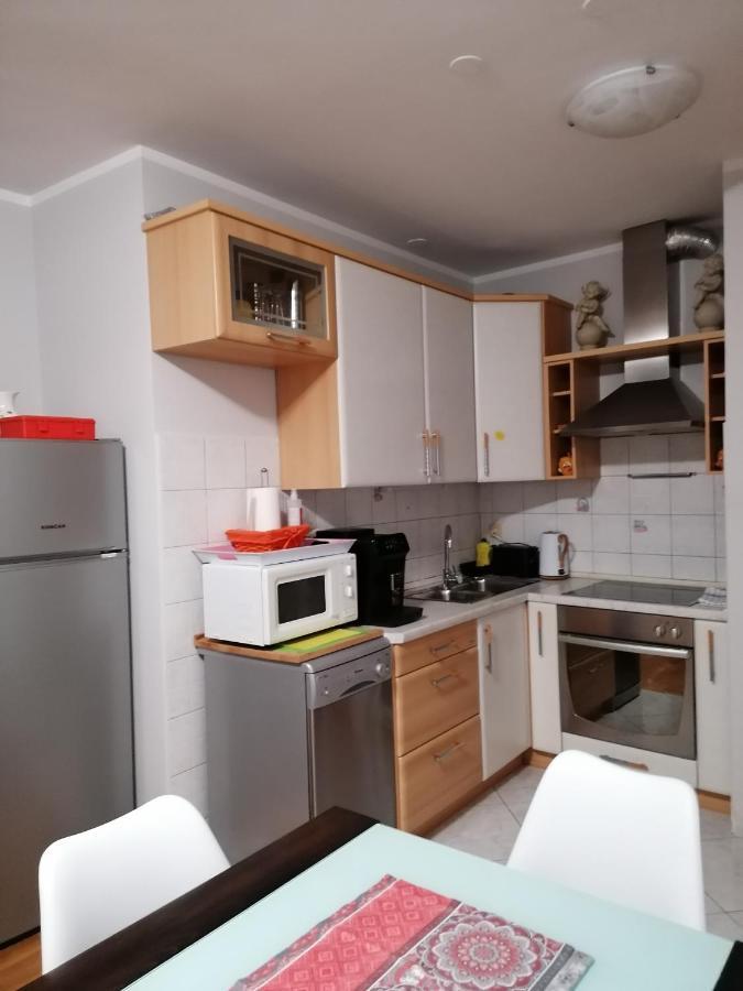 Apartman Laura Galileo Blizu Centra I Plaze マカルスカ エクステリア 写真
